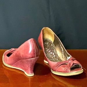 Vegan Leather Burgundy Wedge
